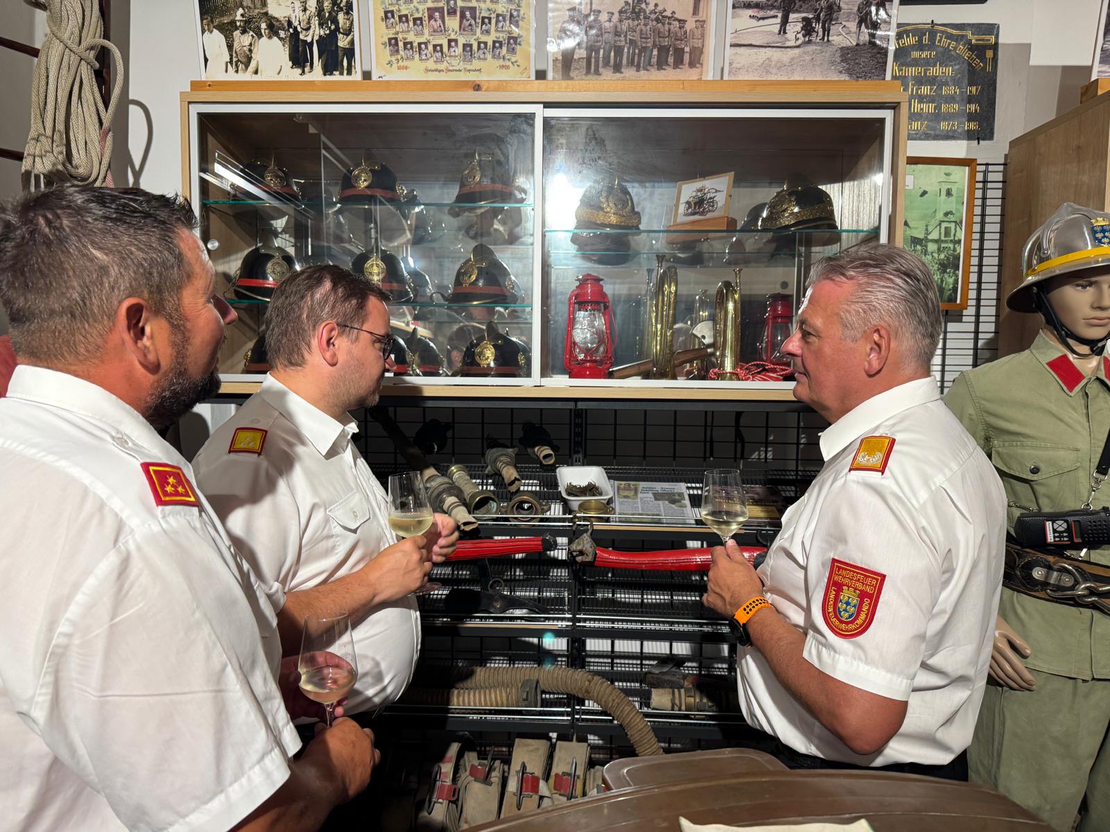 Landesfeuerwehrkommandant besucht Feuerwehrmuseum
